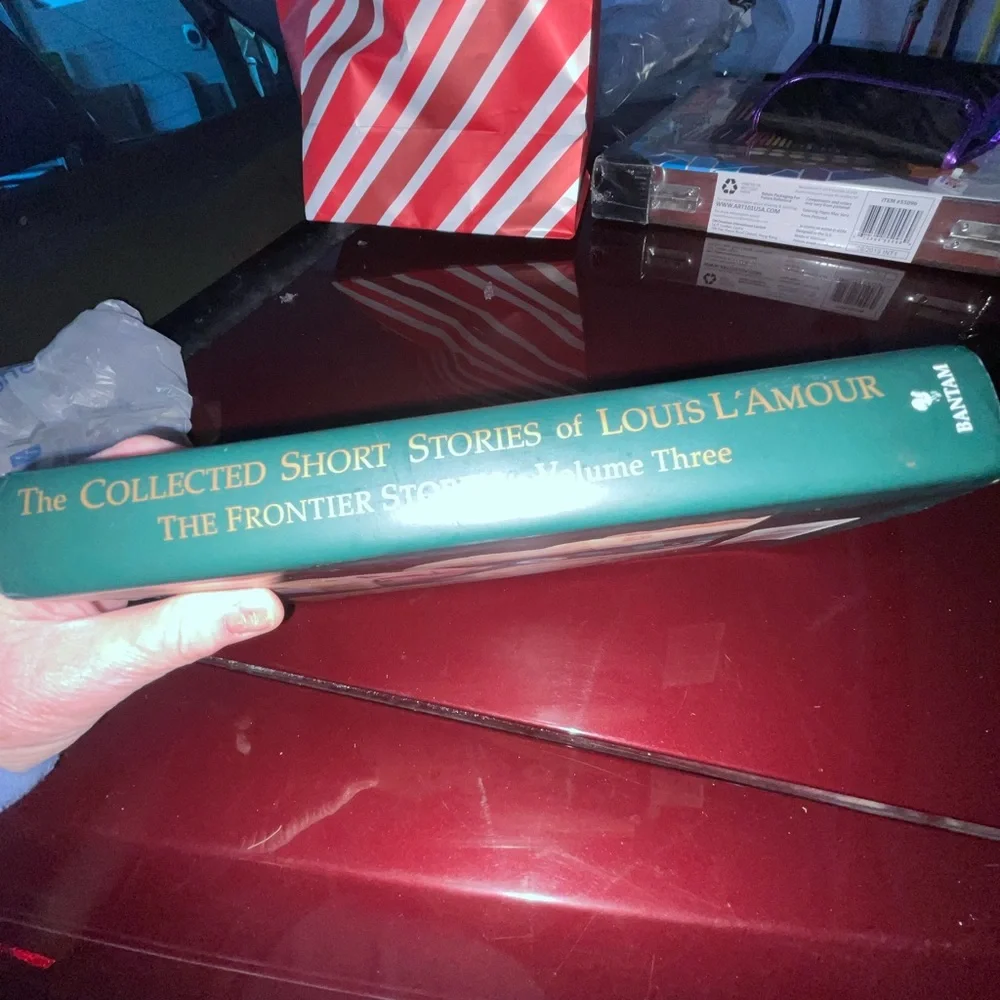 Book - Picture 4 of 8